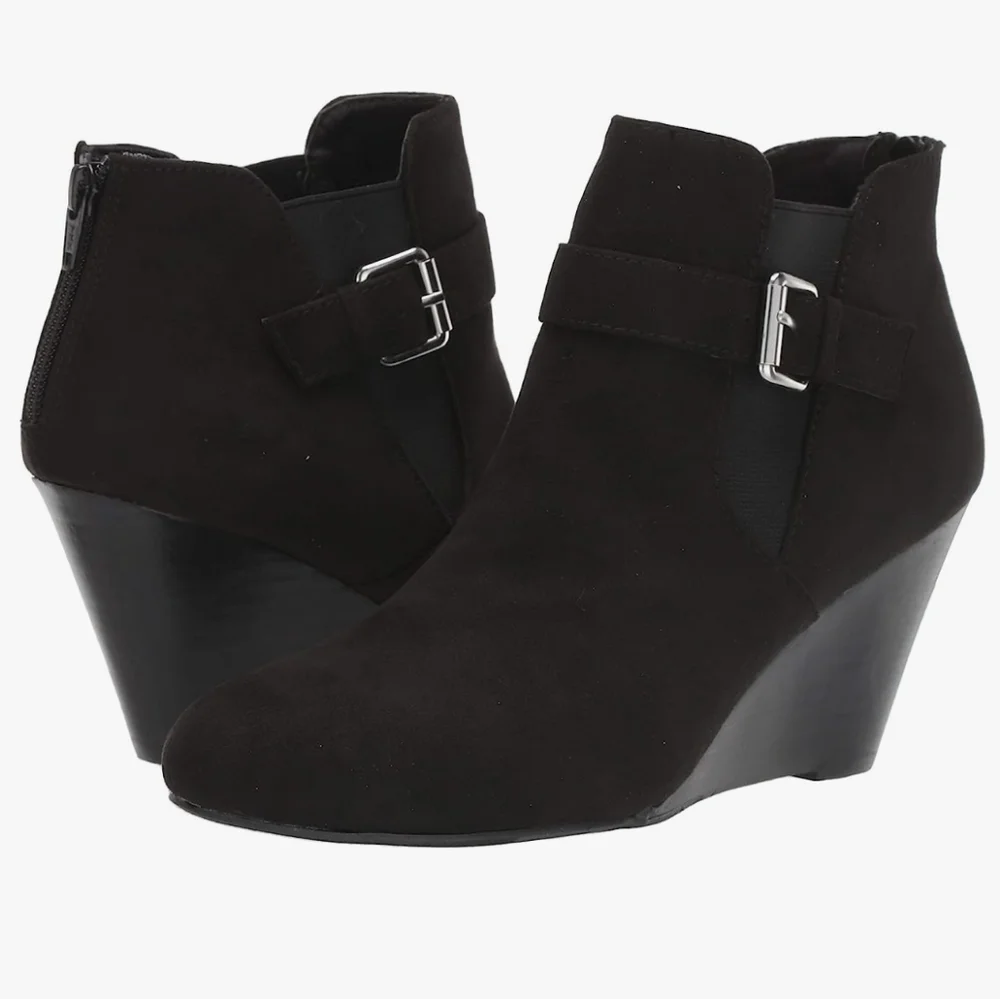 Report sz 9.5 Black Faux Suede Gussie Wedge Ankle Boot